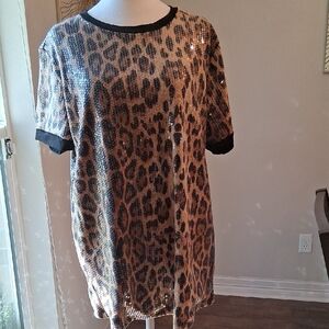 Chic Leopard Sequin Short Sleeve Top